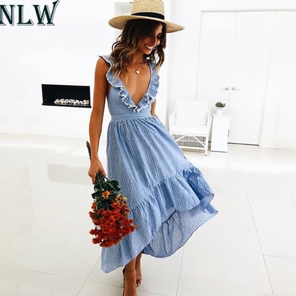 Beautiful Ruffle Dress - Picture 4 of 4